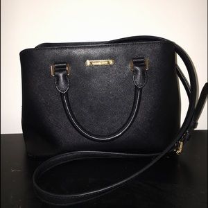 Black Michael Kors Shoulder bag with god detail